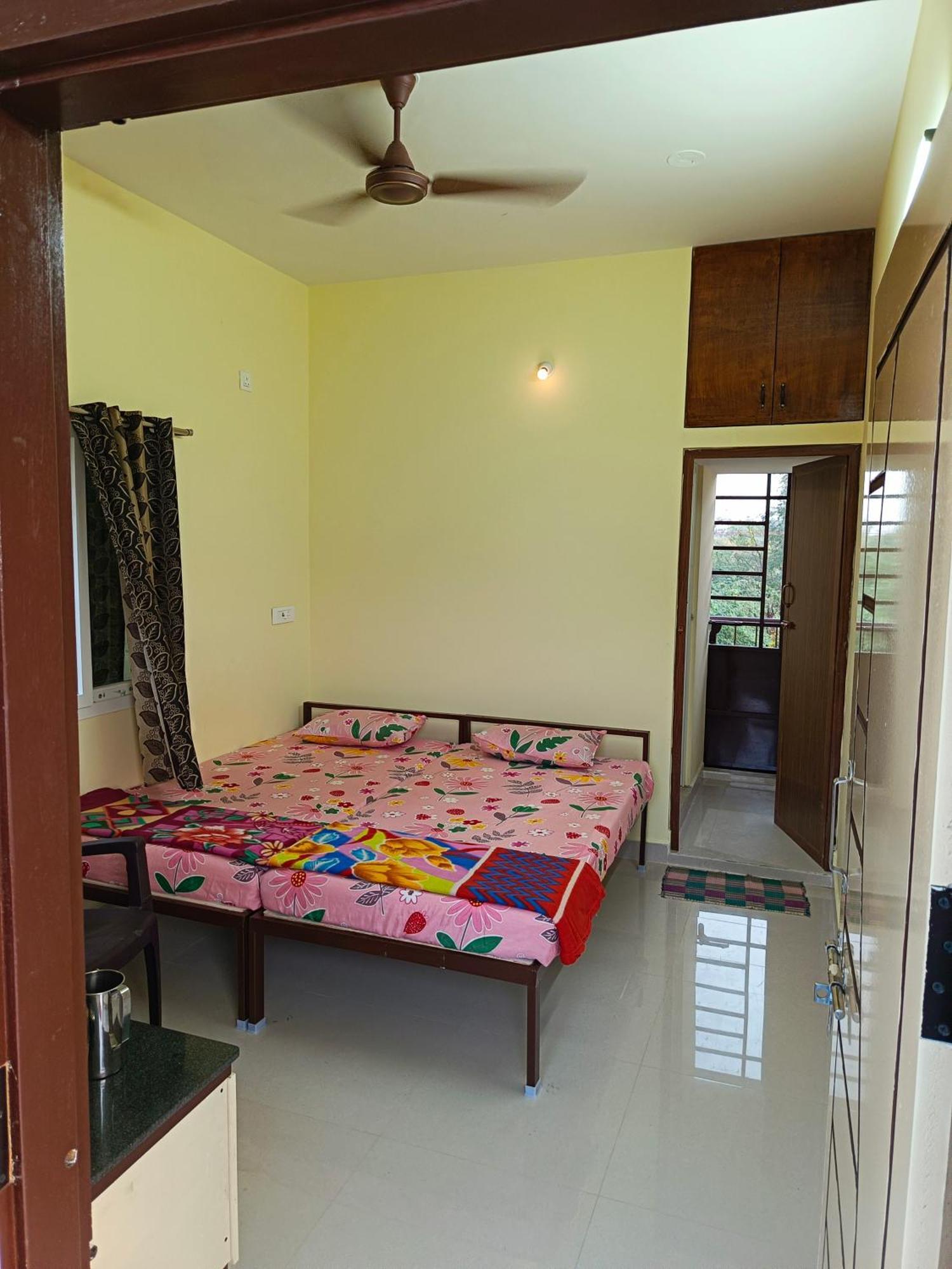 Abaranji Guest House Tiruvannāmalai Екстериор снимка